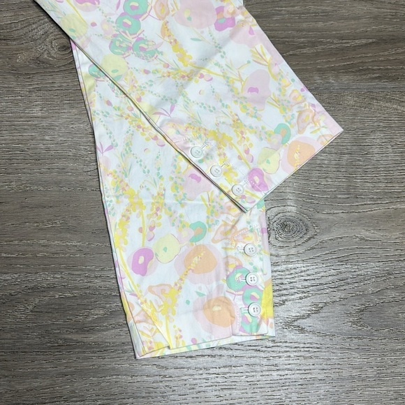 Talbots Women’s Mid-Rise Perfect Crop Capris Pants Abstract Floral White Sz 4 - Picture 5 of 12